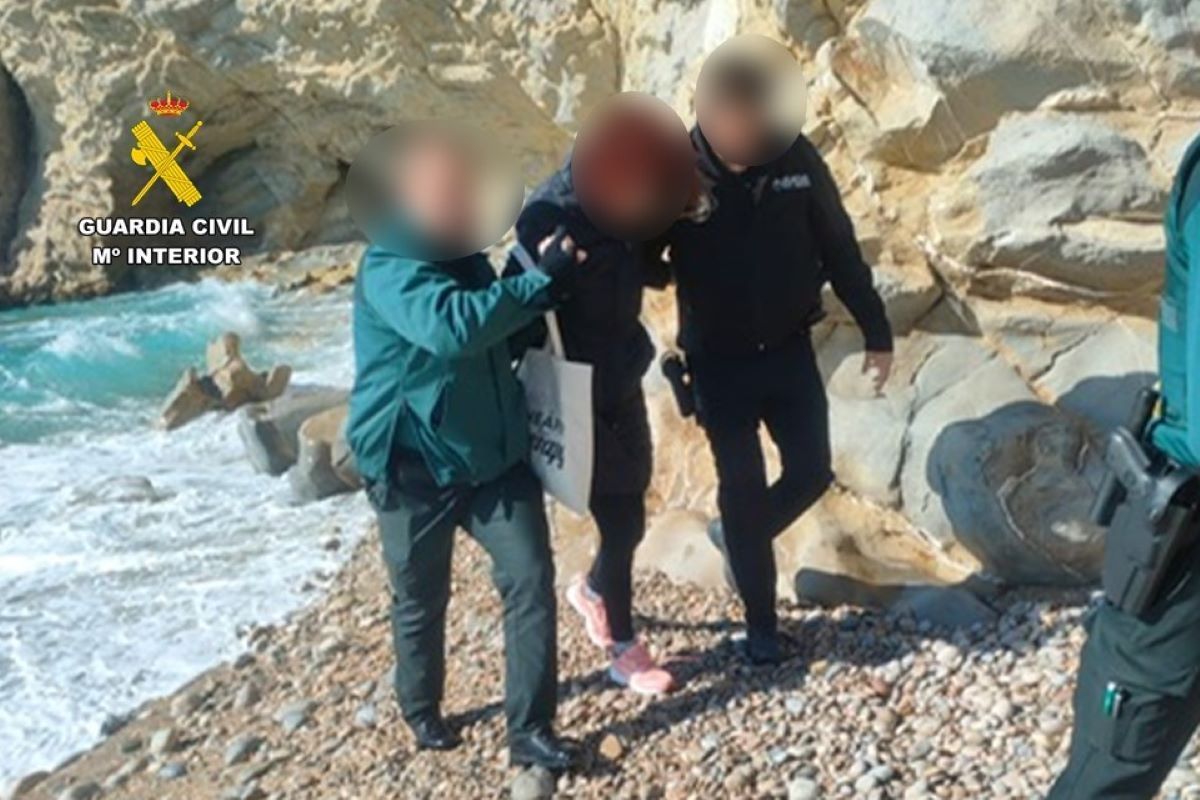 La Guardia Civil de Villajoyosa localiza en la playa del Paraíso a una ...