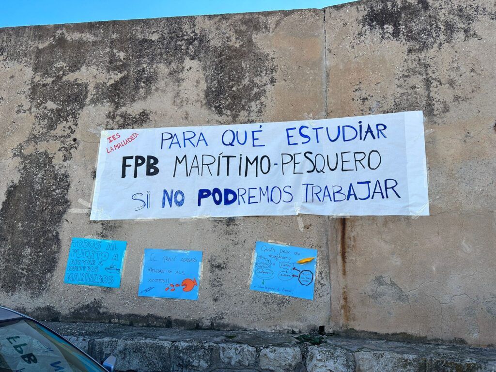 Concentración puerto Villajoyosa - Ayuntamiento Villajoyosa